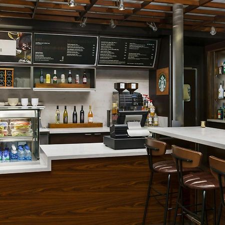 Courtyard By Marriott Los Angeles Woodland Hills Esterno foto