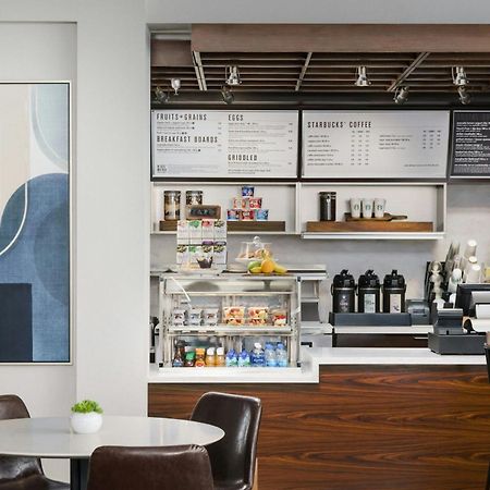 Courtyard By Marriott Los Angeles Woodland Hills Esterno foto