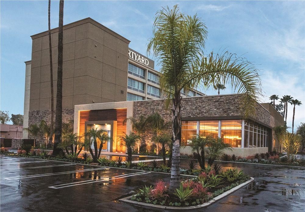 Courtyard By Marriott Los Angeles Woodland Hills Esterno foto