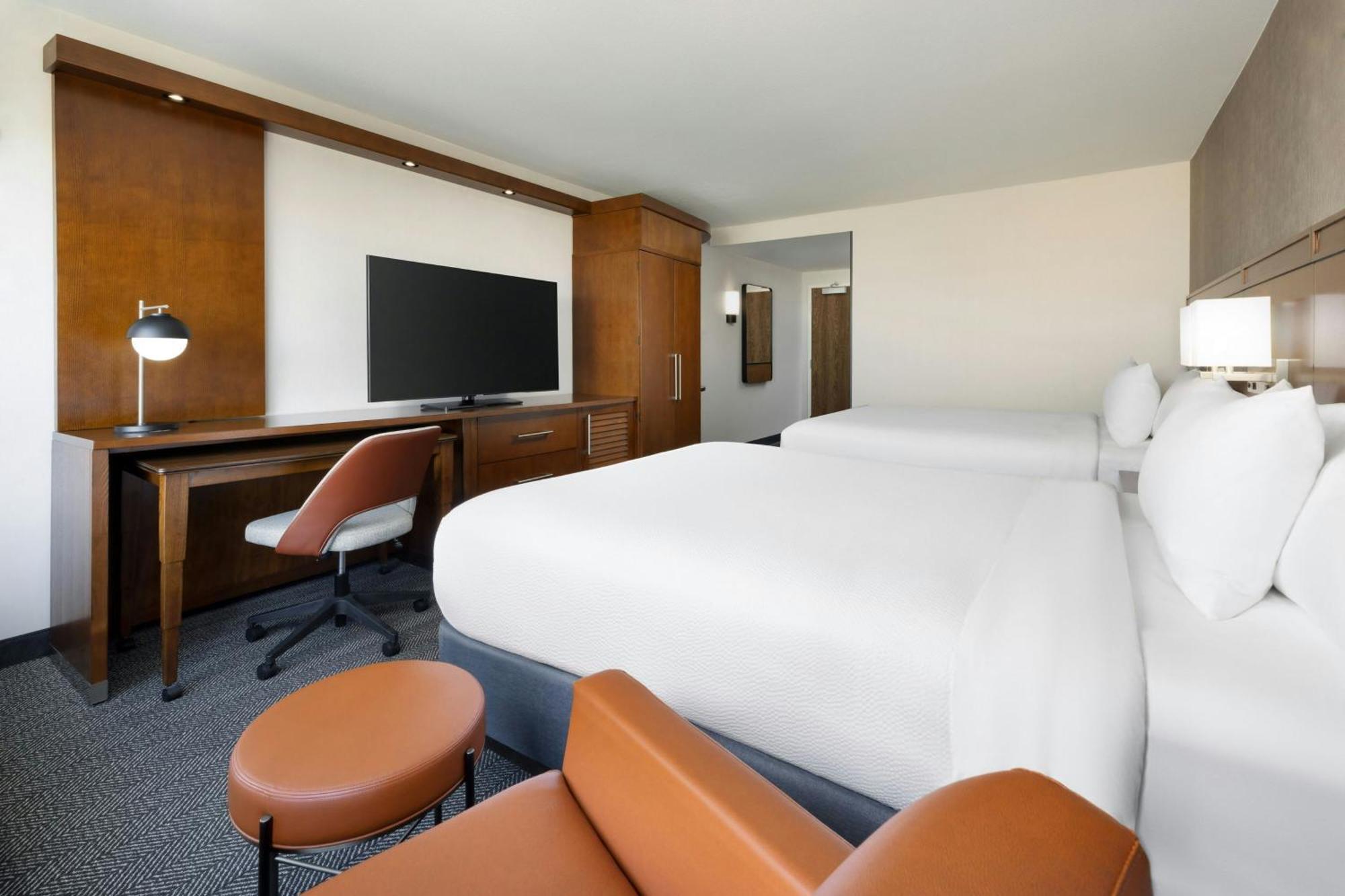 Courtyard By Marriott Los Angeles Woodland Hills Esterno foto