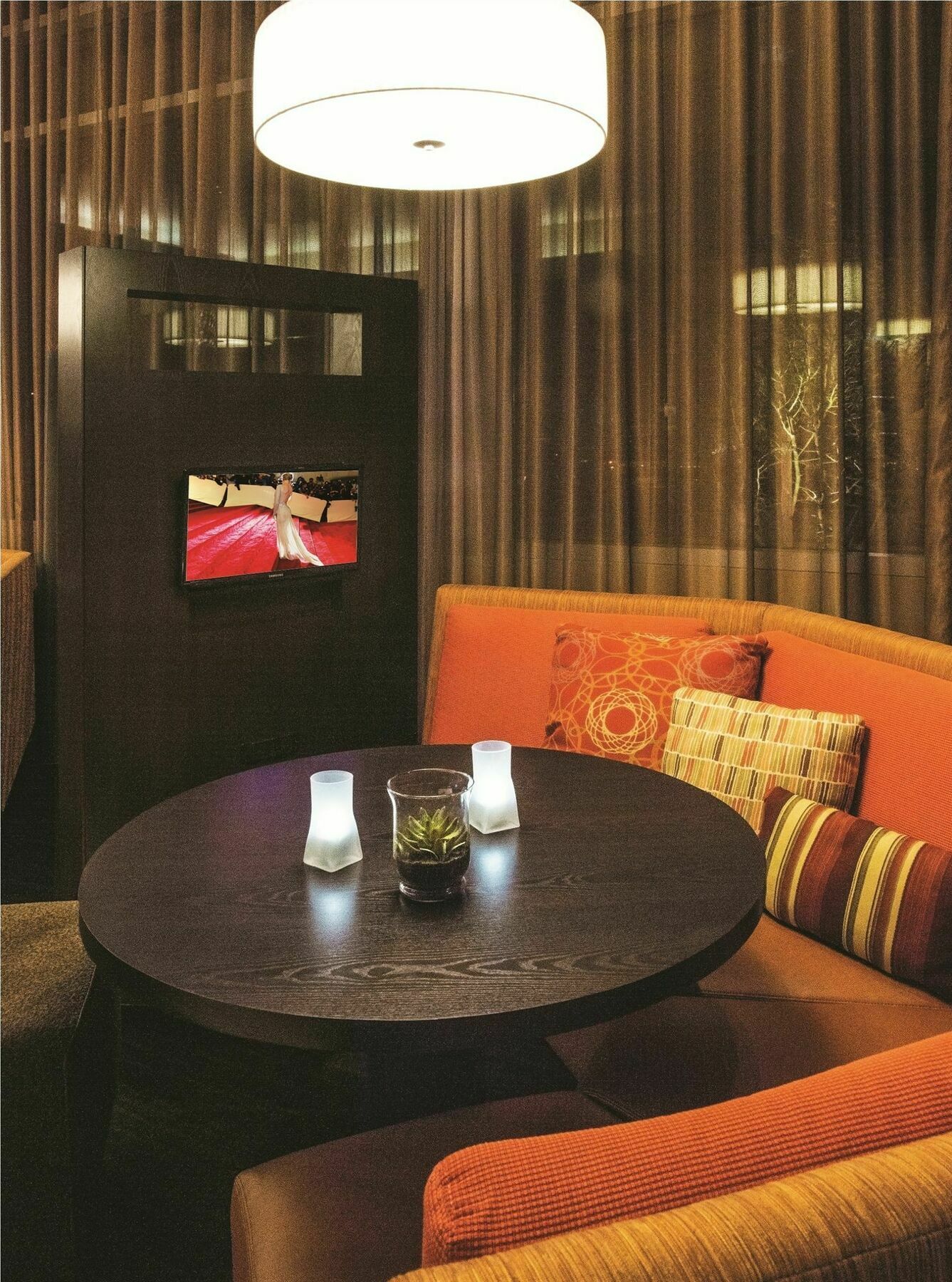 Courtyard By Marriott Los Angeles Woodland Hills Esterno foto