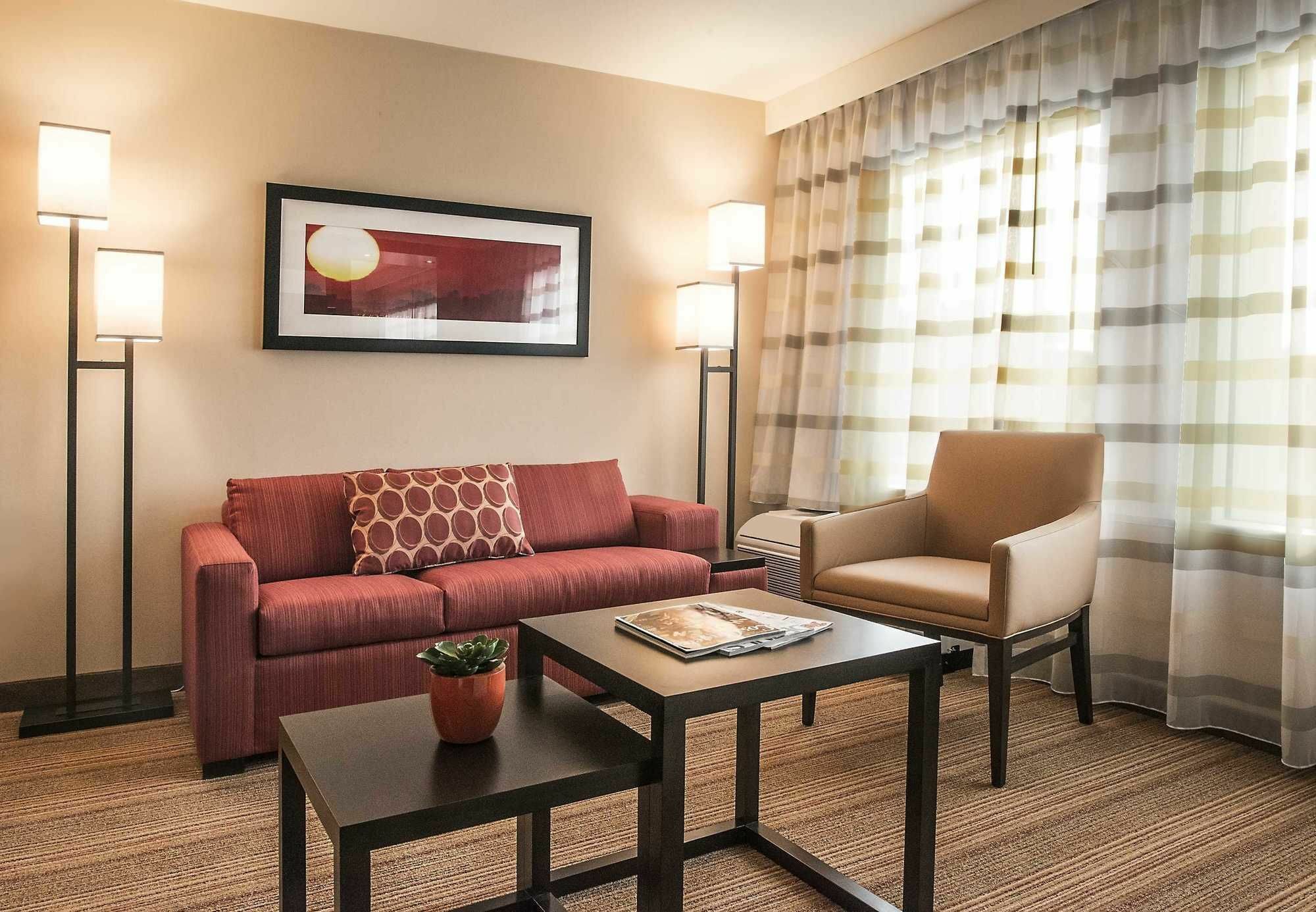 Courtyard By Marriott Los Angeles Woodland Hills Esterno foto